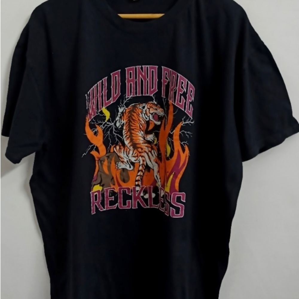 WILD AND FREE RECKLESS GRAPHIC